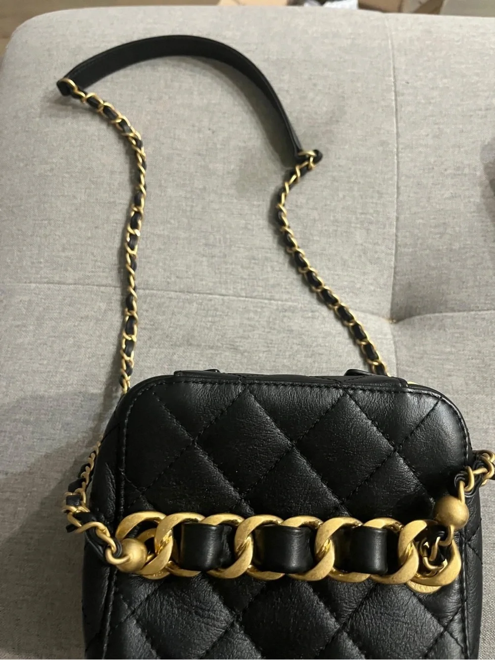 Chanel CC Black Lambskin Quilted Vanity Case Small - Top Handle/Shoulder/Crossbo